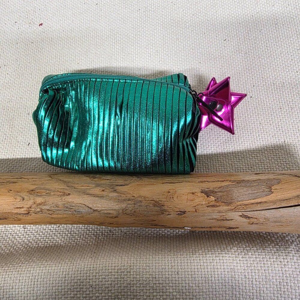 Mac "shiny pretty things goody bag"